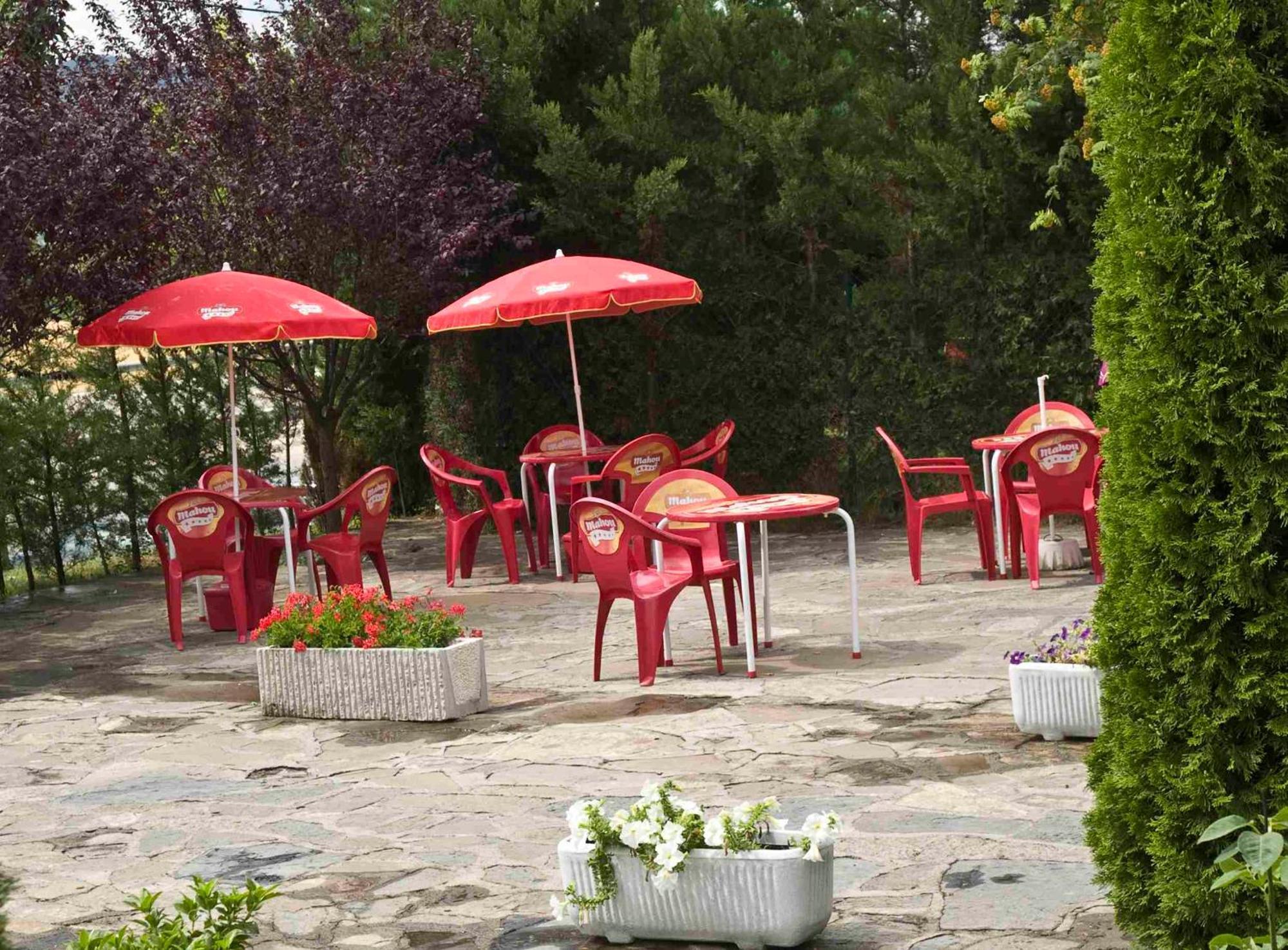 Sabiñánigo Camping Valle De Tena מראה חיצוני תמונה