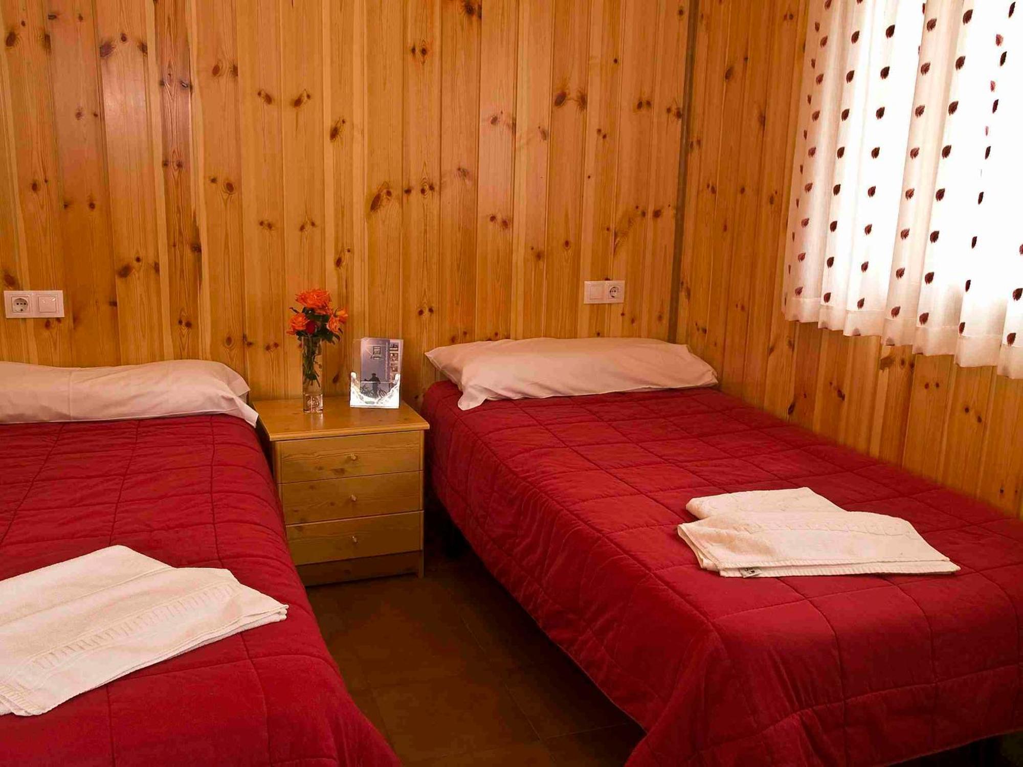 Sabiñánigo Camping Valle De Tena מראה חיצוני תמונה